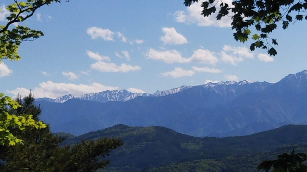 長者山から見た北アルプス